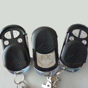 Làm thêm, sao chép khoá cửa cuốn FX