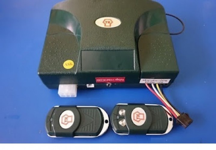 Giá bán hộp nhận tín hiệu remote cửa cuốn YH mã nhảy