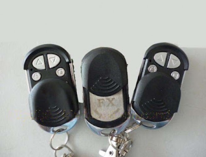 Làm thêm, sao chép khoá cửa cuốn FX